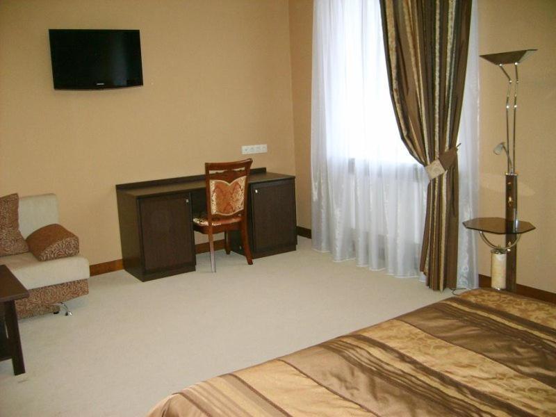 Hotel Complex Gayki Zhytomyr Exterior photo